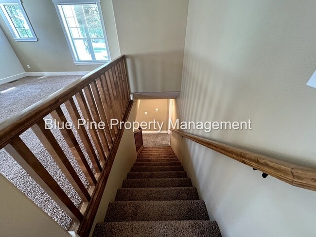 Building Photo - 690 Carriagegate Ln
