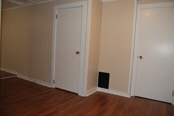 Building Photo - 21 Elm St