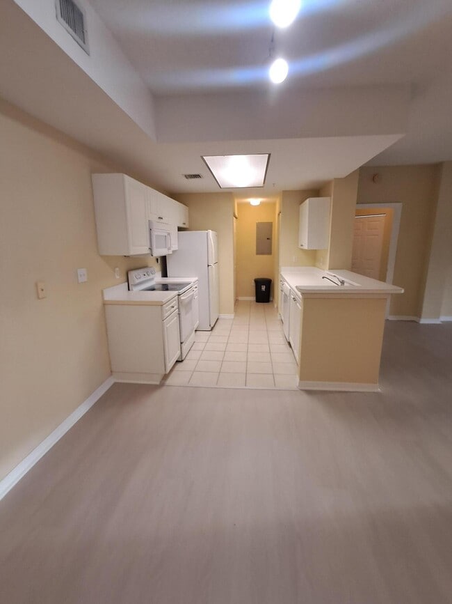 Building Photo - 2807 Veronia Dr
