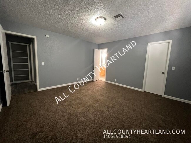 Building Photo - 6408 Galaxie Dr