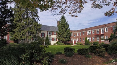 Building Photo - 955F East Front Street