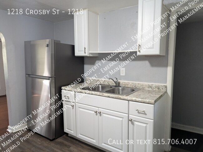 Building Photo - 1218 Crosby St