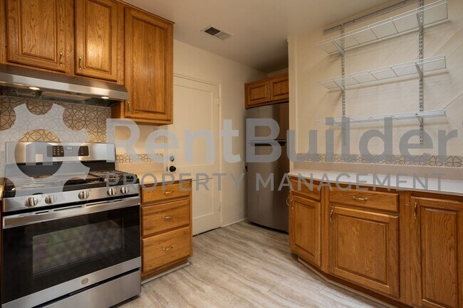 Building Photo - CALL US TODAY AT (505) 808-6467 TO SCHEDULE A CONVENIENT SHOWING