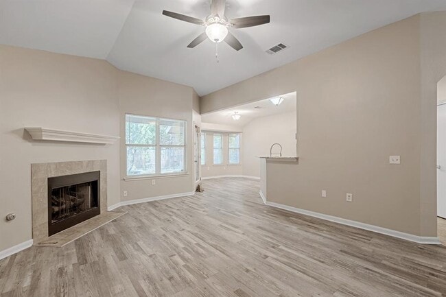 Building Photo - 7320 Muffin Dr