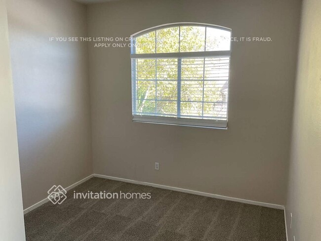 Building Photo - 1729 Splinter Rock Way