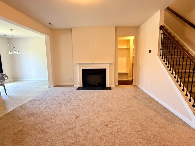 Building Photo - 5633 Garrow Glen Rd