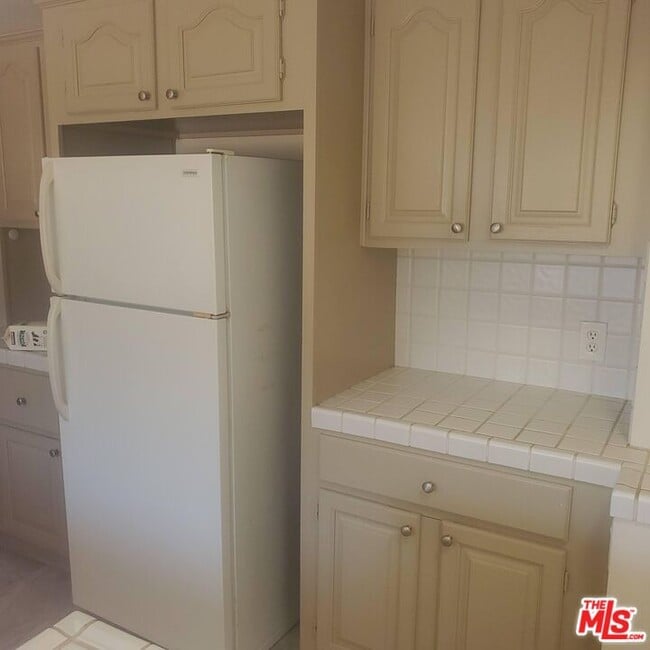 Building Photo - 42100 Parado Del Sol Dr