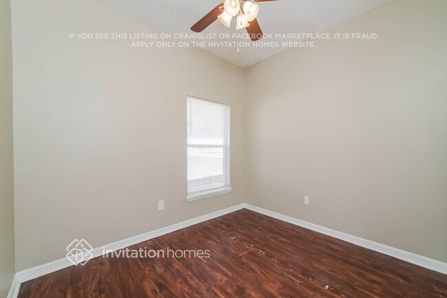 Building Photo - 1613 Stanley Ave