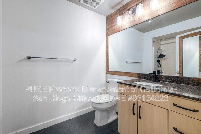 Building Photo - 777 Sixth Ave