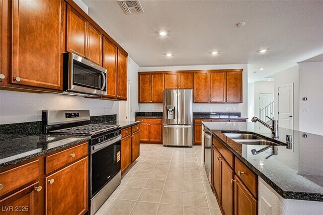 Building Photo - 7412 Legacy Pt St