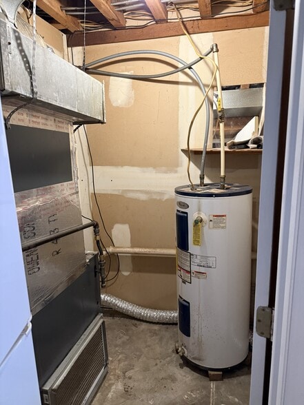 utility room - 11 Spruce St