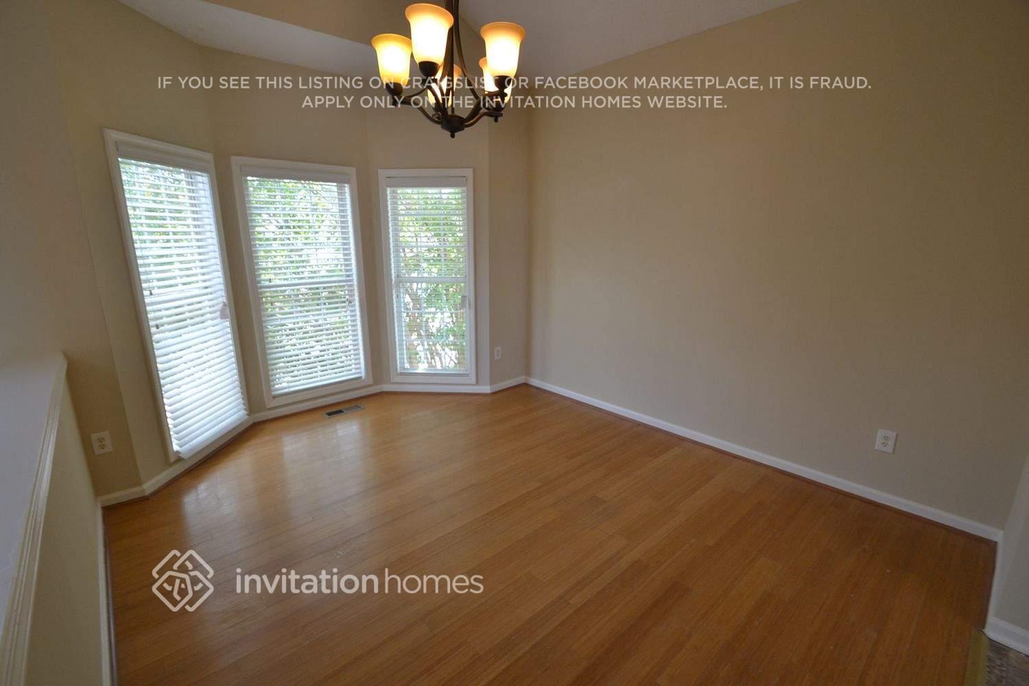 Building Photo - 2014 Santenay Dr S W