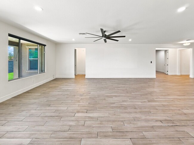 Building Photo - Luxury SMART HOME For Rent!