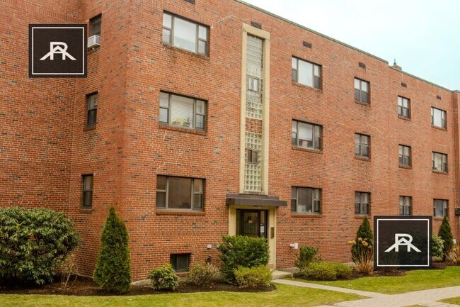 Building Photo - 1 bedroom in Brookline MA 02446