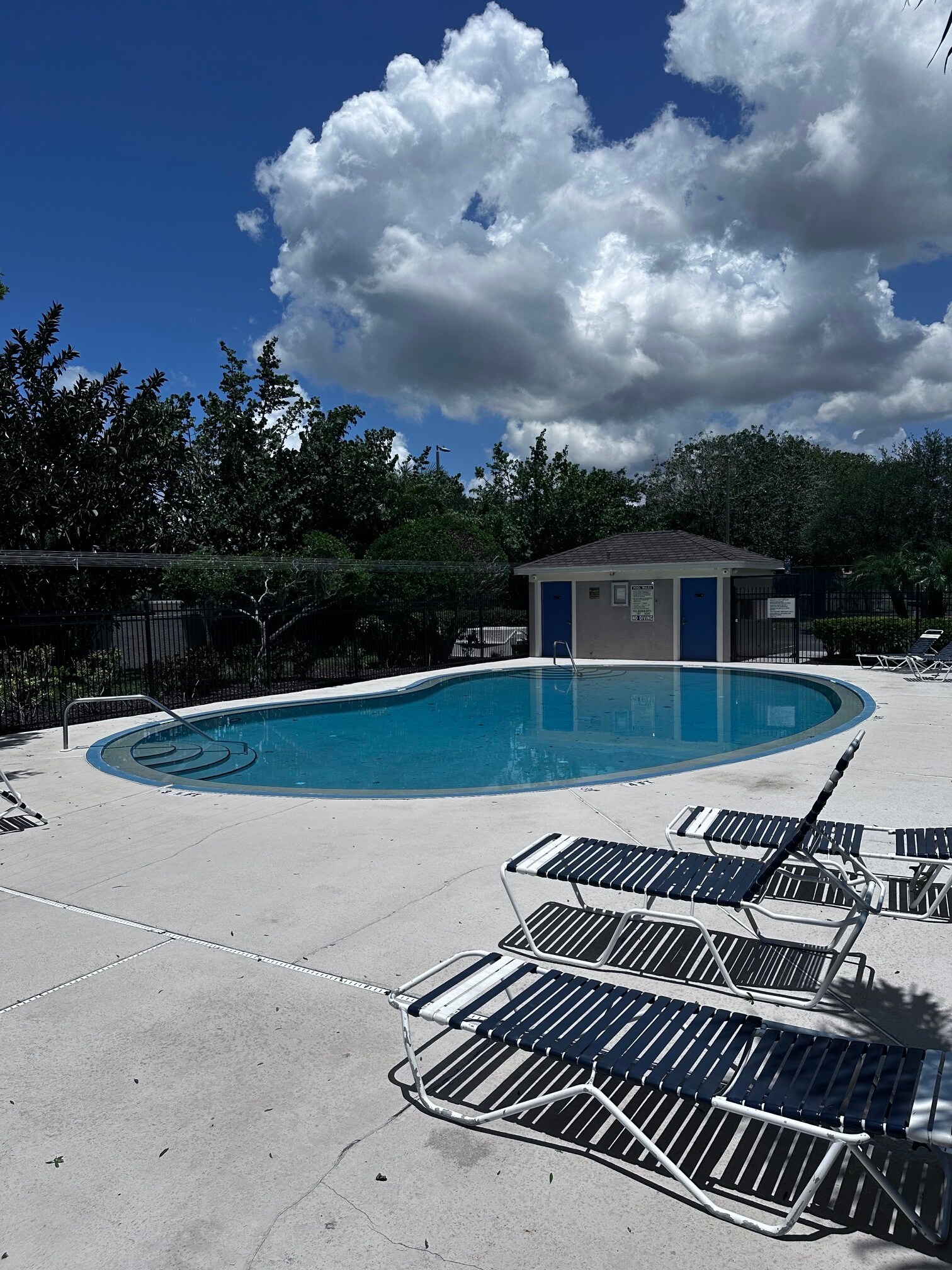 Building Photo - 6211 Bayside Key Dr