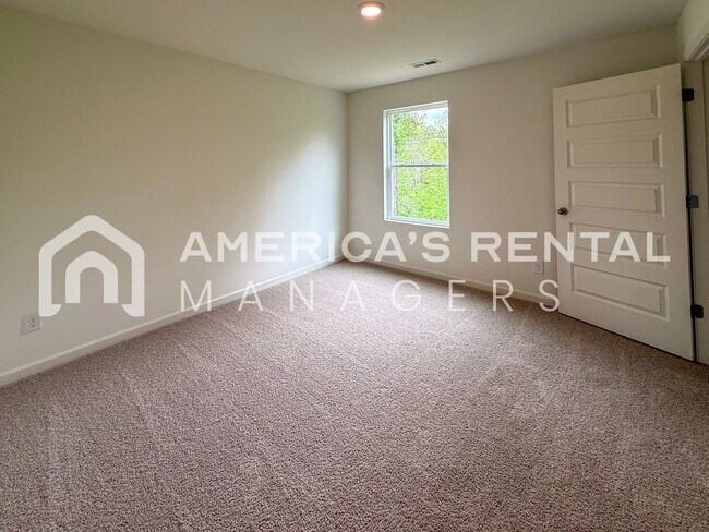 Building Photo - New Construction Home for Rent in Kimberly...