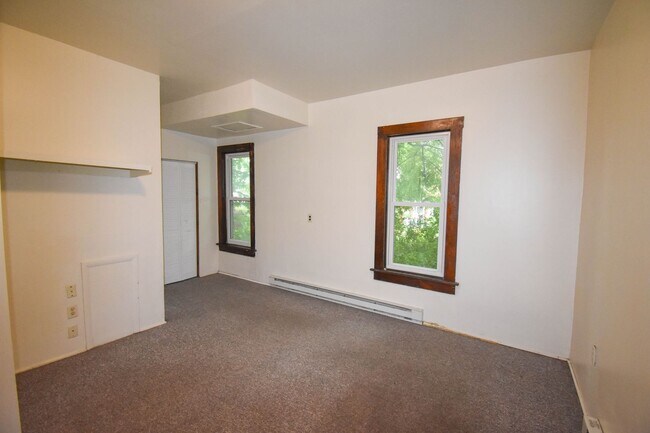 Building Photo - RAPLU155