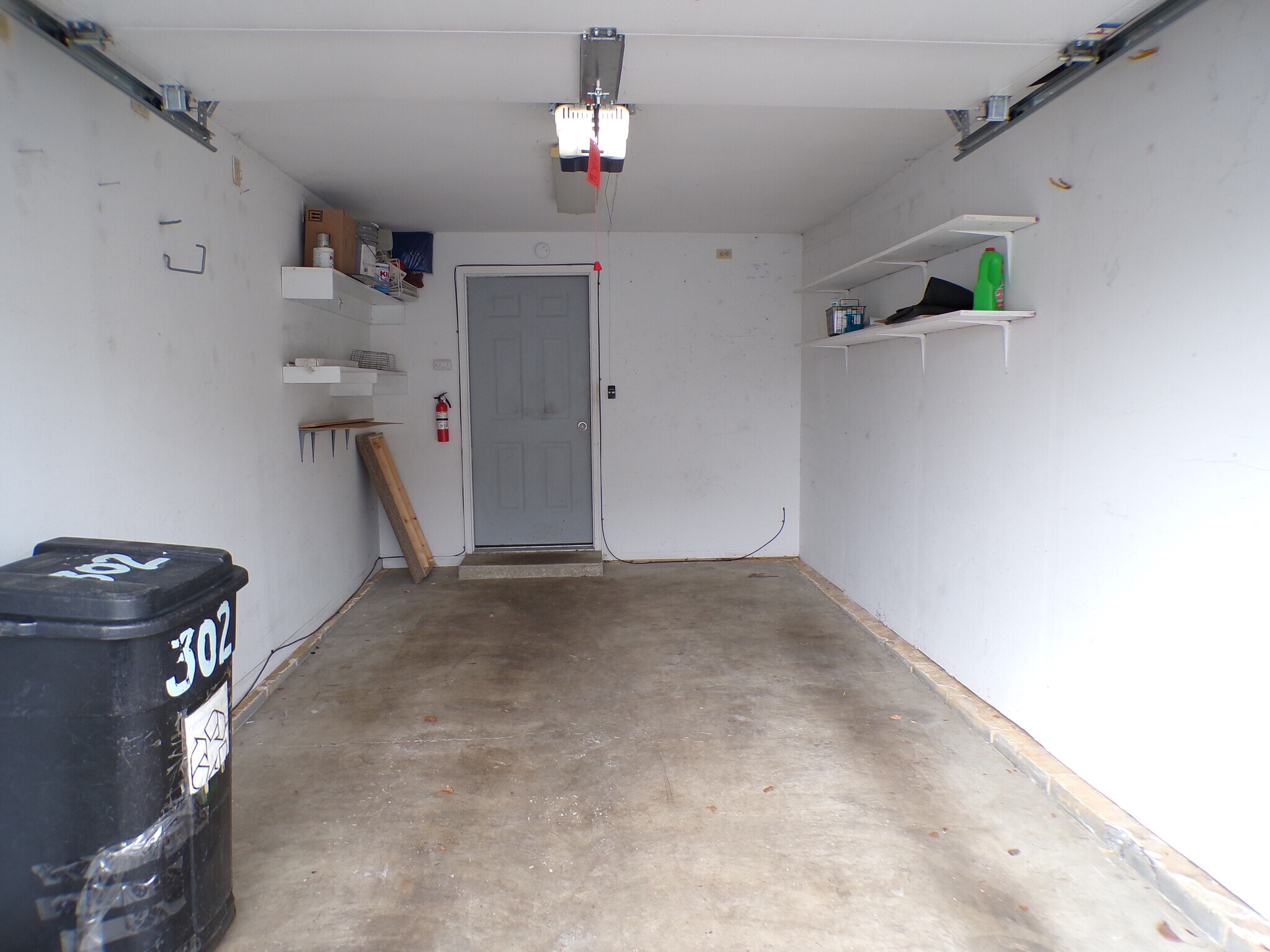 Building Photo - 302 Windsor Pl