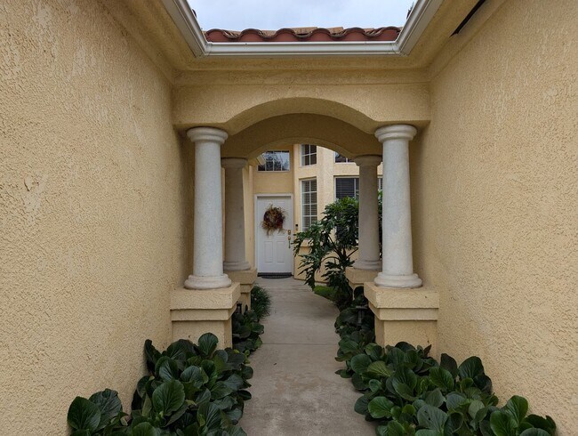 Building Photo - Wonderful 4 bedroom home in Clovis offerin...