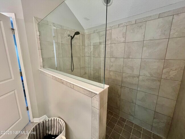 Building Photo - 3955 Hammock Bluff Cir