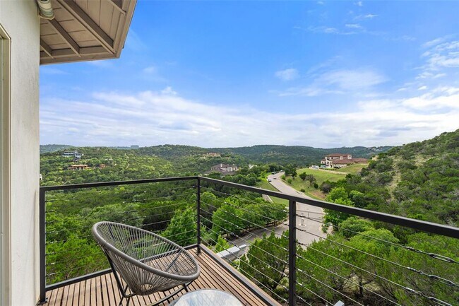 Building Photo - 5312 Scenic View Dr