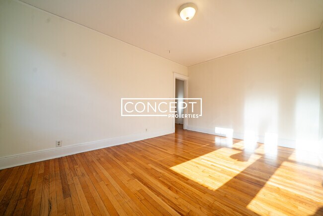 Building Photo - 56 Selkirk Rd