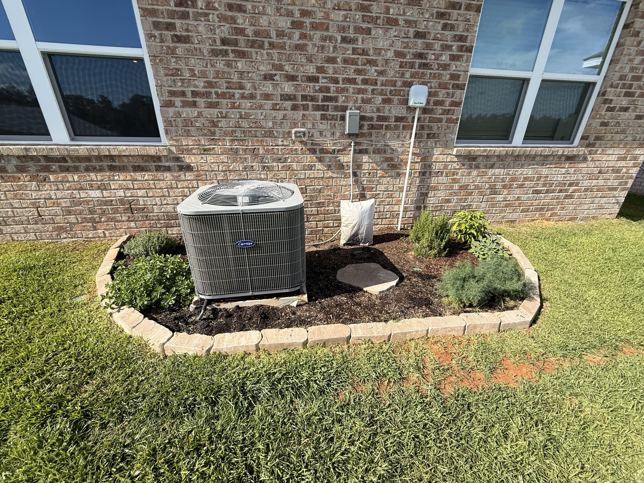 Building Photo - 5851 Sargassum Ln