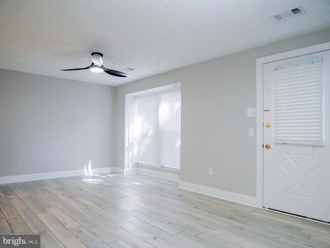 Building Photo - 13493 Demetrias Way