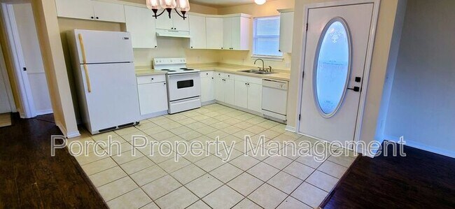 Building Photo - 2041 Marquesas Ln