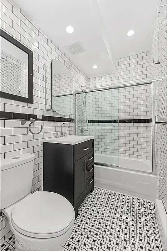 Building Photo - 318 E 62nd St