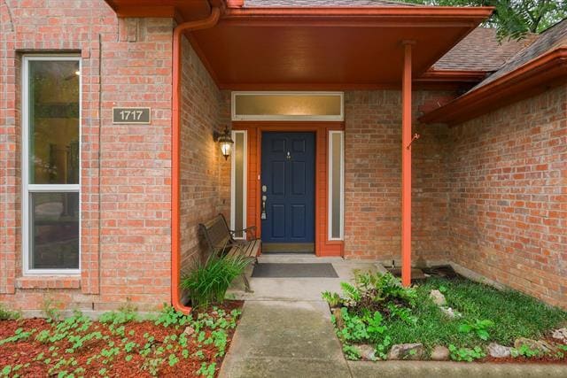 Building Photo - 1717 Parkwood Dr