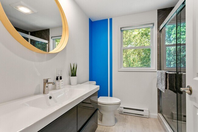 Building Photo - 130 Berkshire Trl