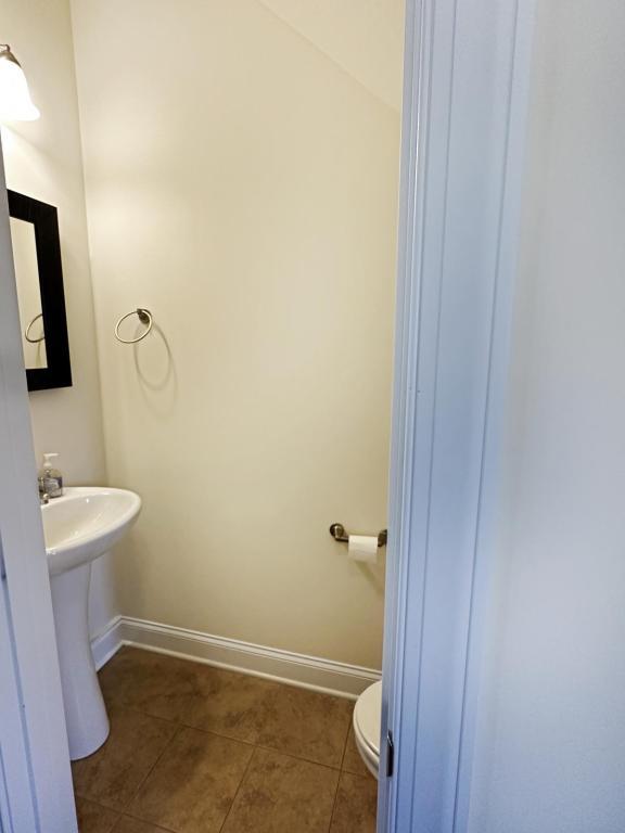 Building Photo - 56 Nandina Dr