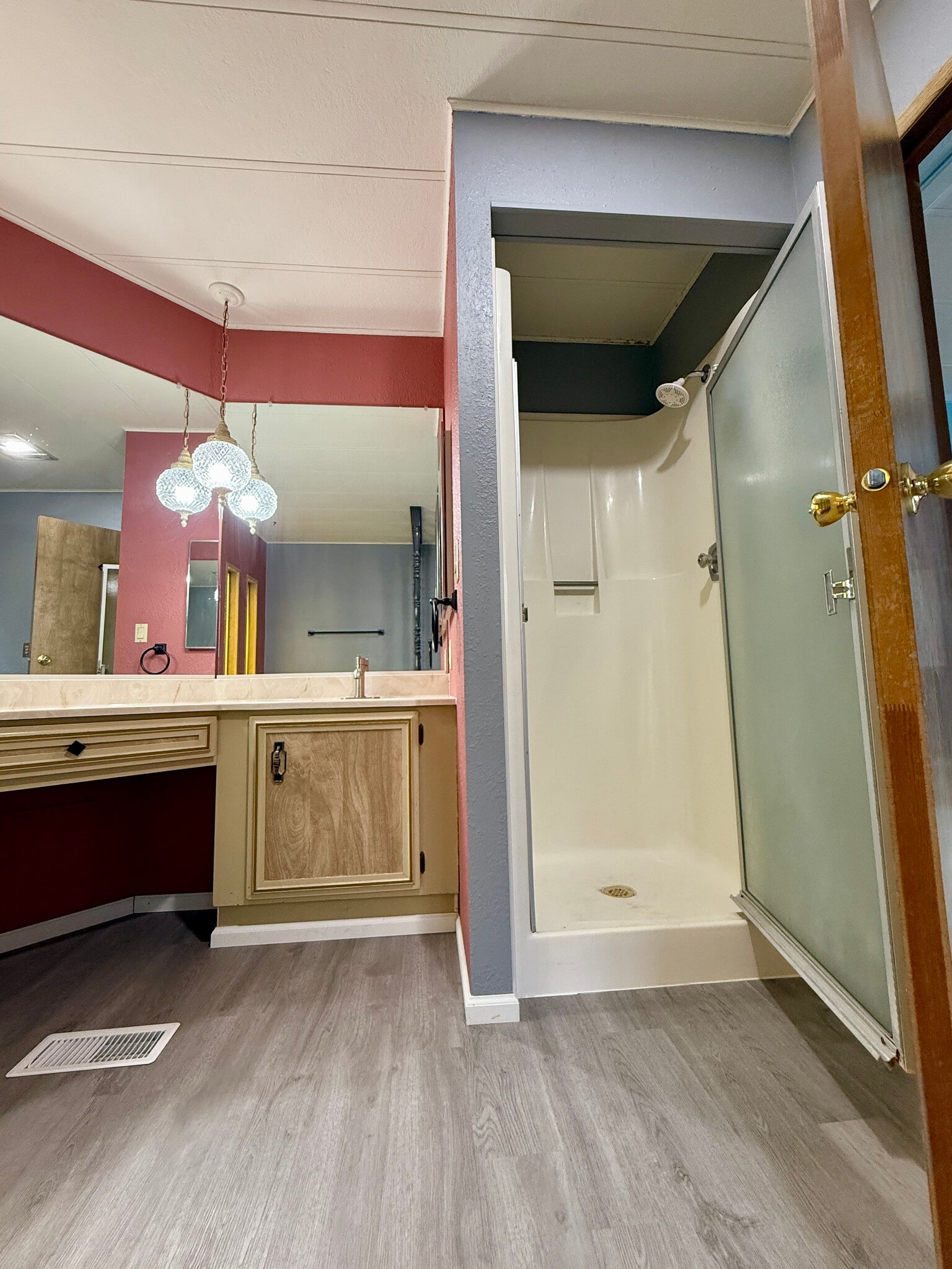 Shower in Master Bathroom - 625 S Evergreen Rd