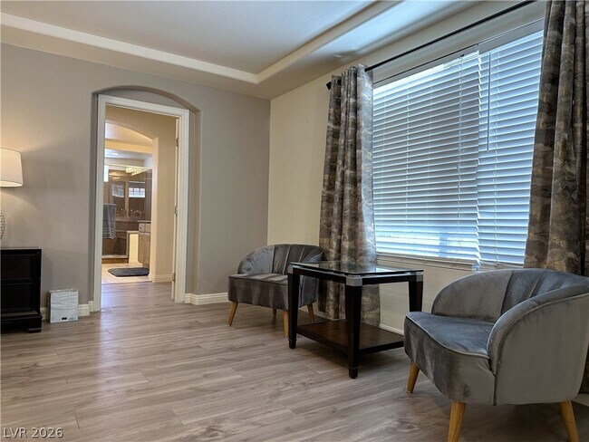 Building Photo - 8573 Silver Coast St