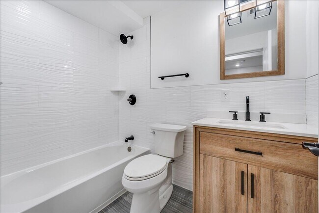 Building Photo - 260 Palisade Ave