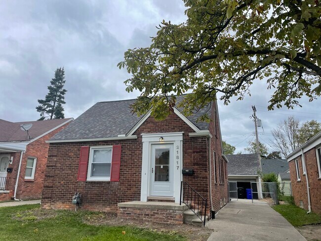 Building Photo - 21817 McCormick St