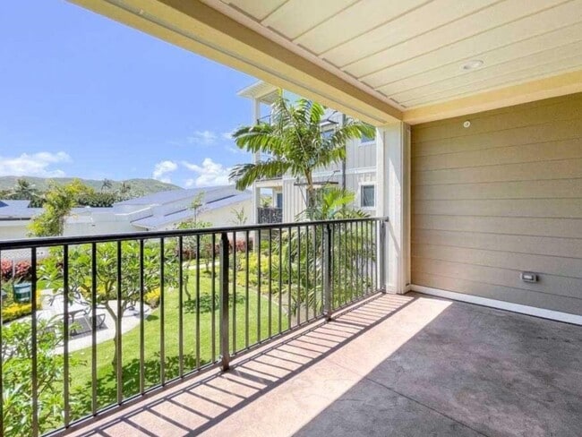 Building Photo - Pet Friendly 2-Bedroom Condo with Central ...