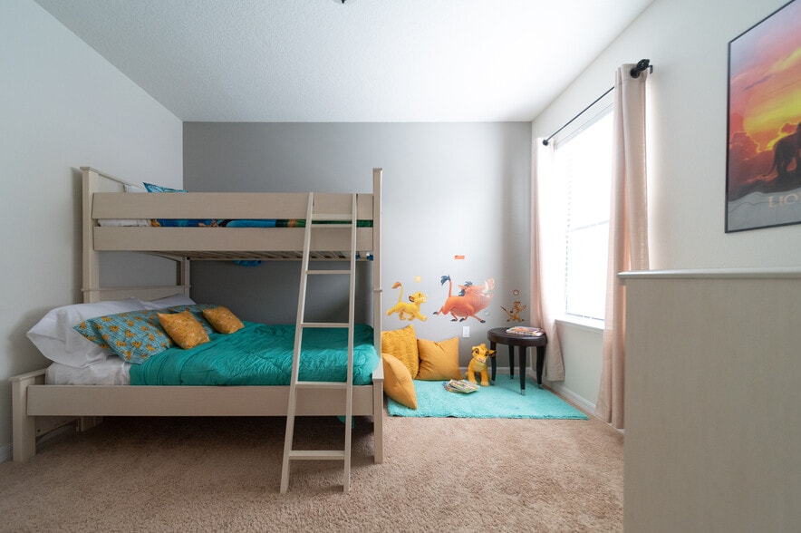 Building Photo - 1138 Cypress Pointe Blvd