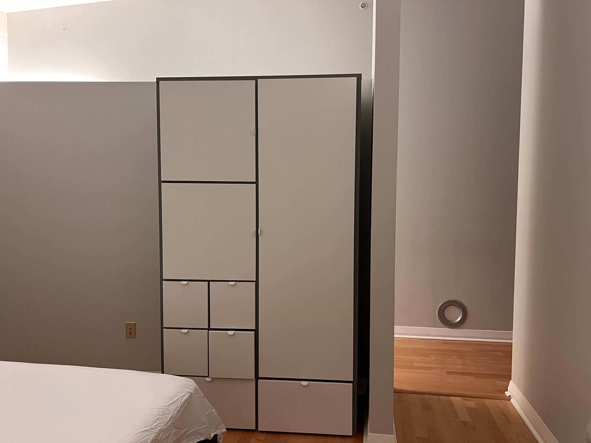 Building Photo - 237 Granby St