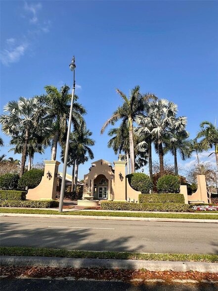 Building Photo - 3390 NE 13th Cir Dr