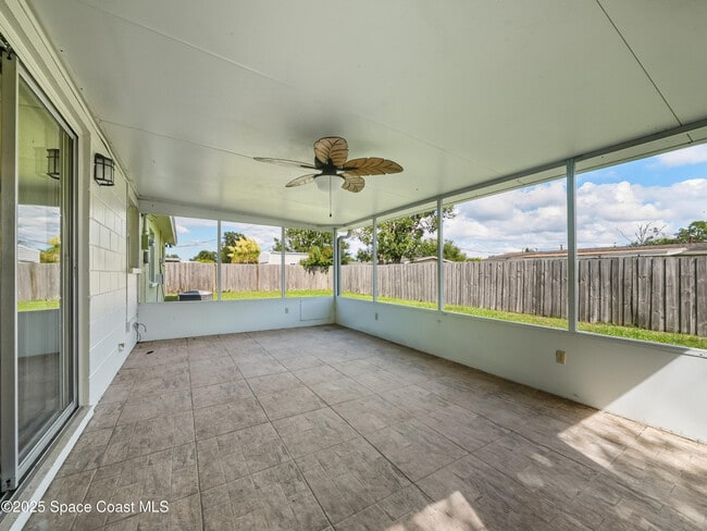 Building Photo - 5155 Sharlene Dr