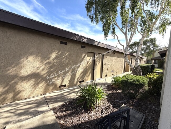 Building Photo - 325 E Rice Ranch Rd