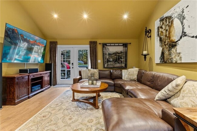 Building Photo - 1532 Huntingdon Trail