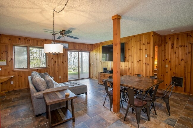 Building Photo - 128 Windy Knob Trail