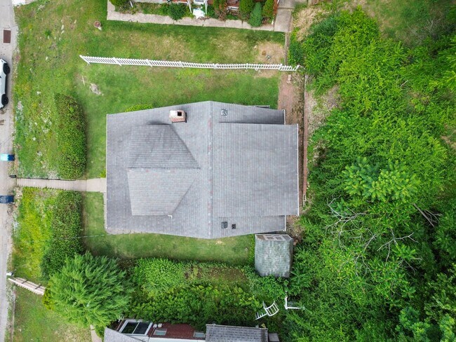 Building Photo - READY FOR MOVE IN! Don't miss this fully renovated 3-bedroom in Penn Hills!