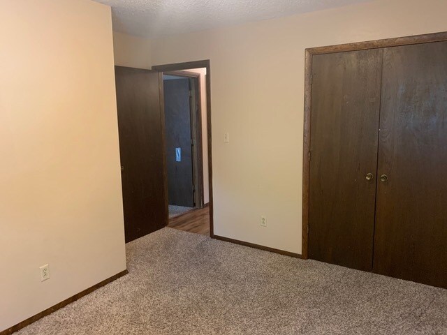 Building Photo - 822 Fremont St