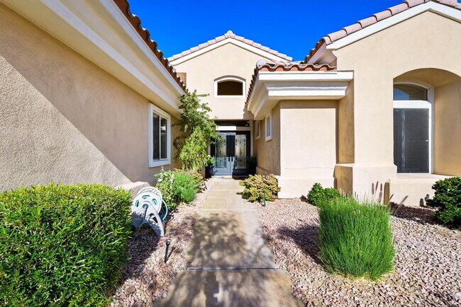 Building Photo - 78618 Dancing Waters Rd