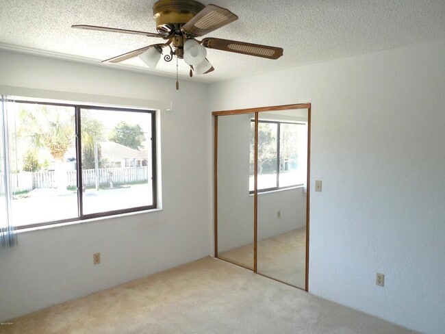 upstairs 2nd bedroom - 266 Timberline Trl