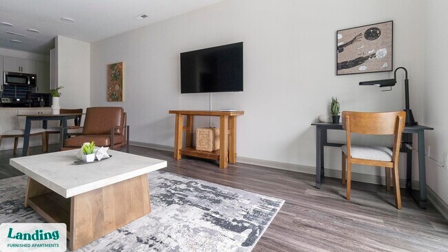 Building Photo - 900 E Six Forks Rd